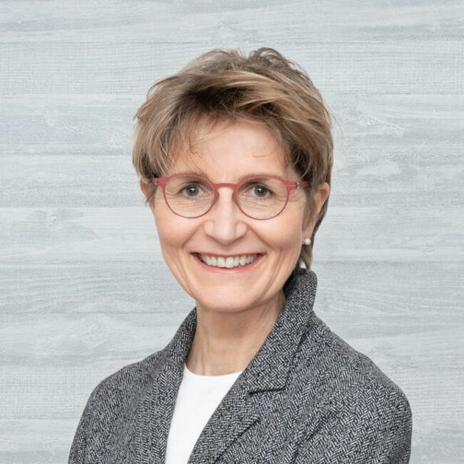 Dr. Brigitte Bailer